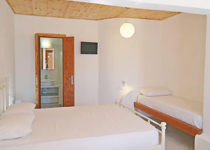 Katerina * Agios Prokopios (Naxos)